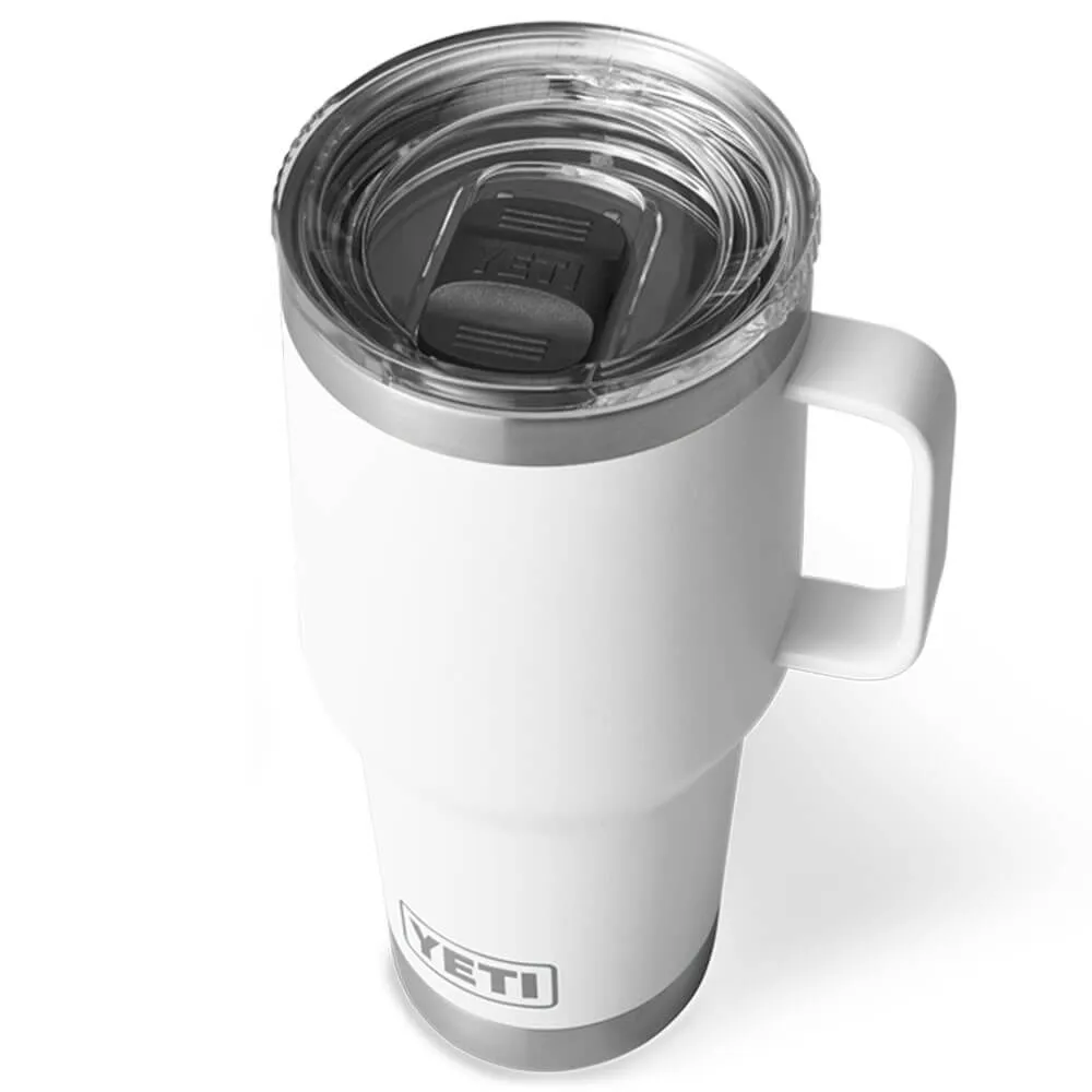 21071501347 TAZA RAMBLER 30oz TRAVEL MUG CON TAPA STRONGHOLD BLANCO MARCA YETI