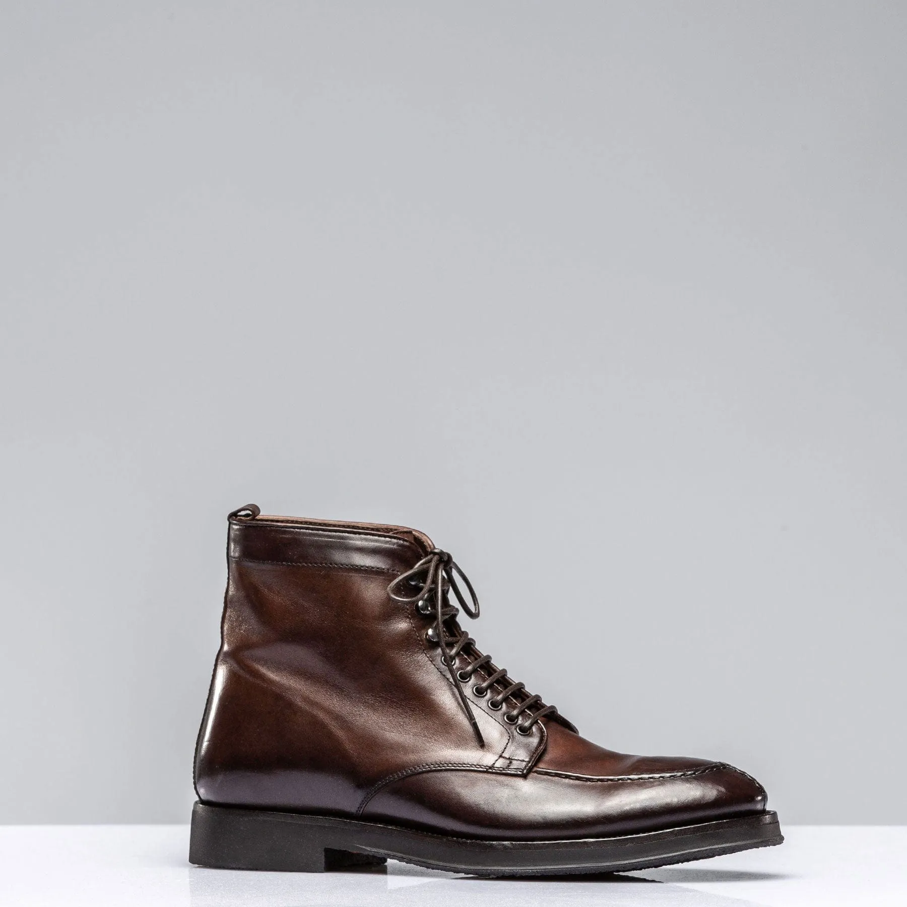 Alpina Boot In Washed Mogano