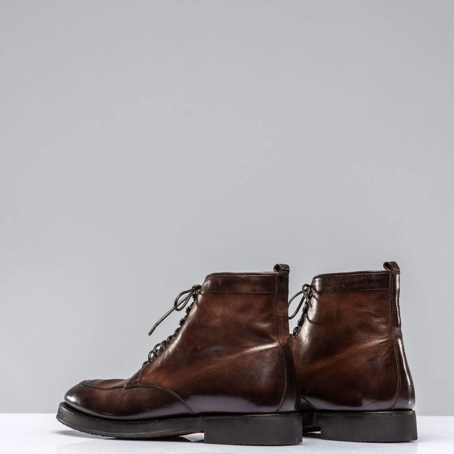 Alpina Boot In Washed Mogano