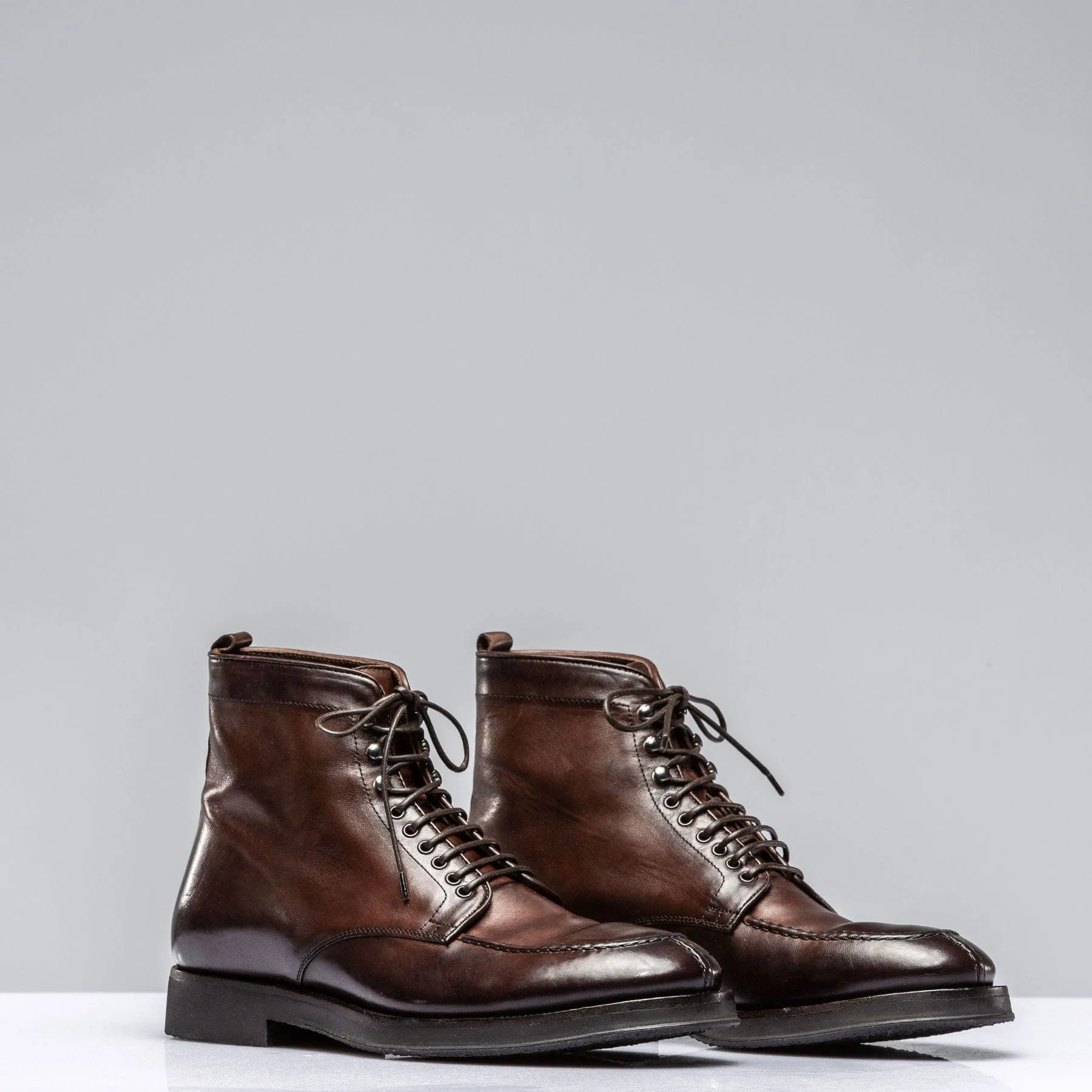 Alpina Boot In Washed Mogano