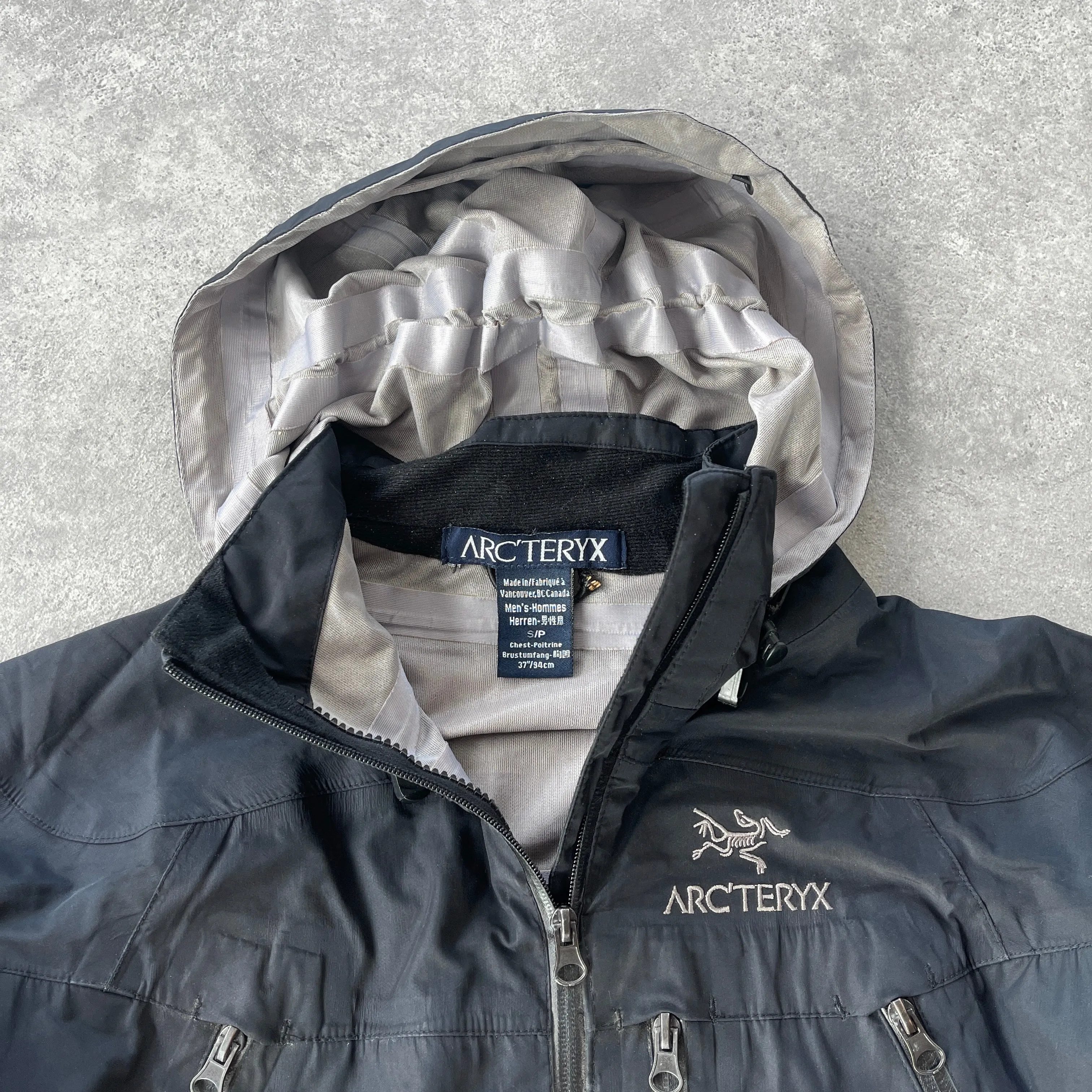 Arc’teryx 2000s Theta AR Gore-tex XCR technical shell jacket (S)