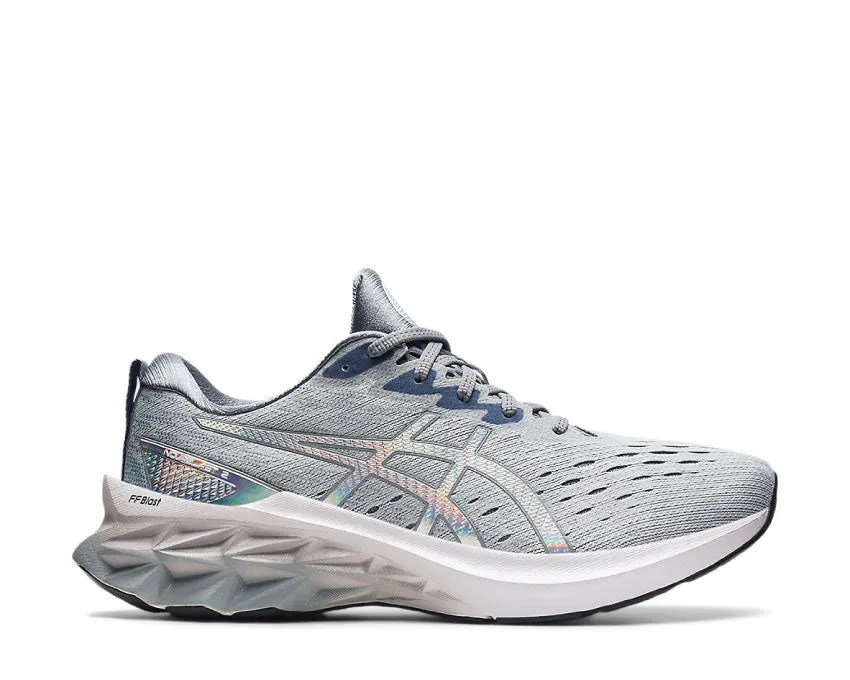 Asics Novablast 2 Platinum