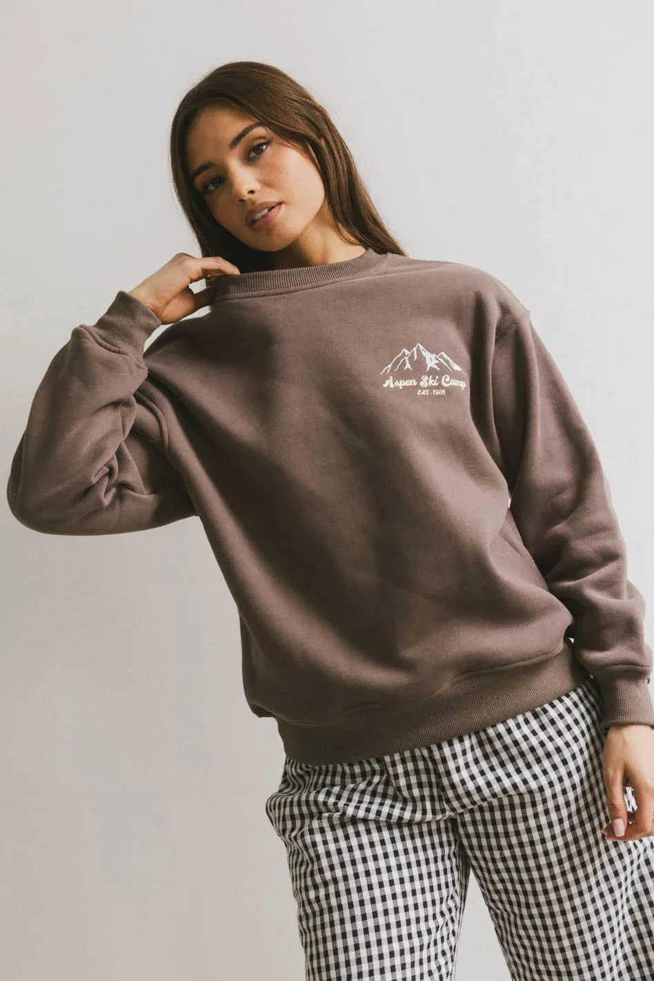 Aspen Ski Camp Crewneck in Brown