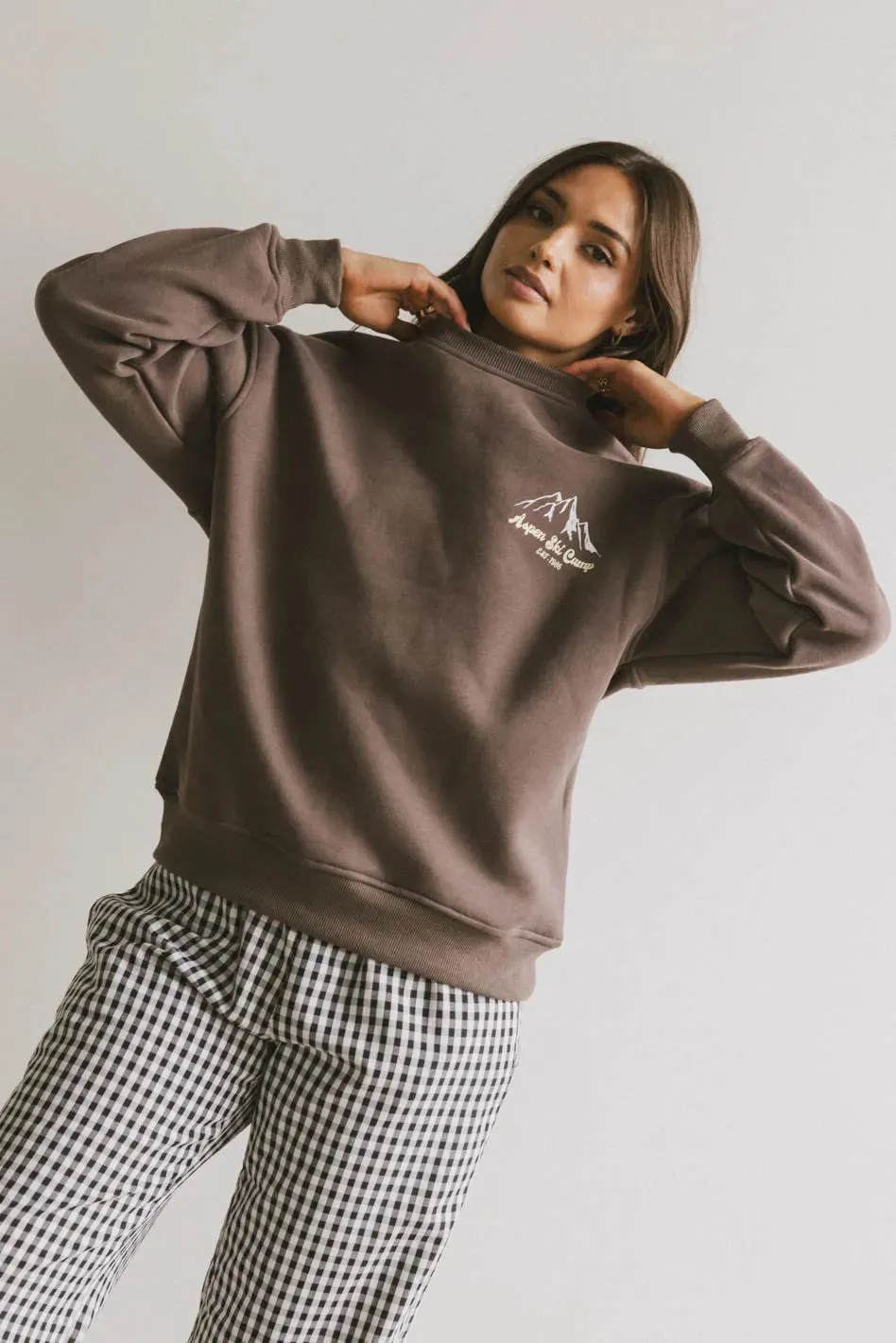 Aspen Ski Camp Crewneck in Brown