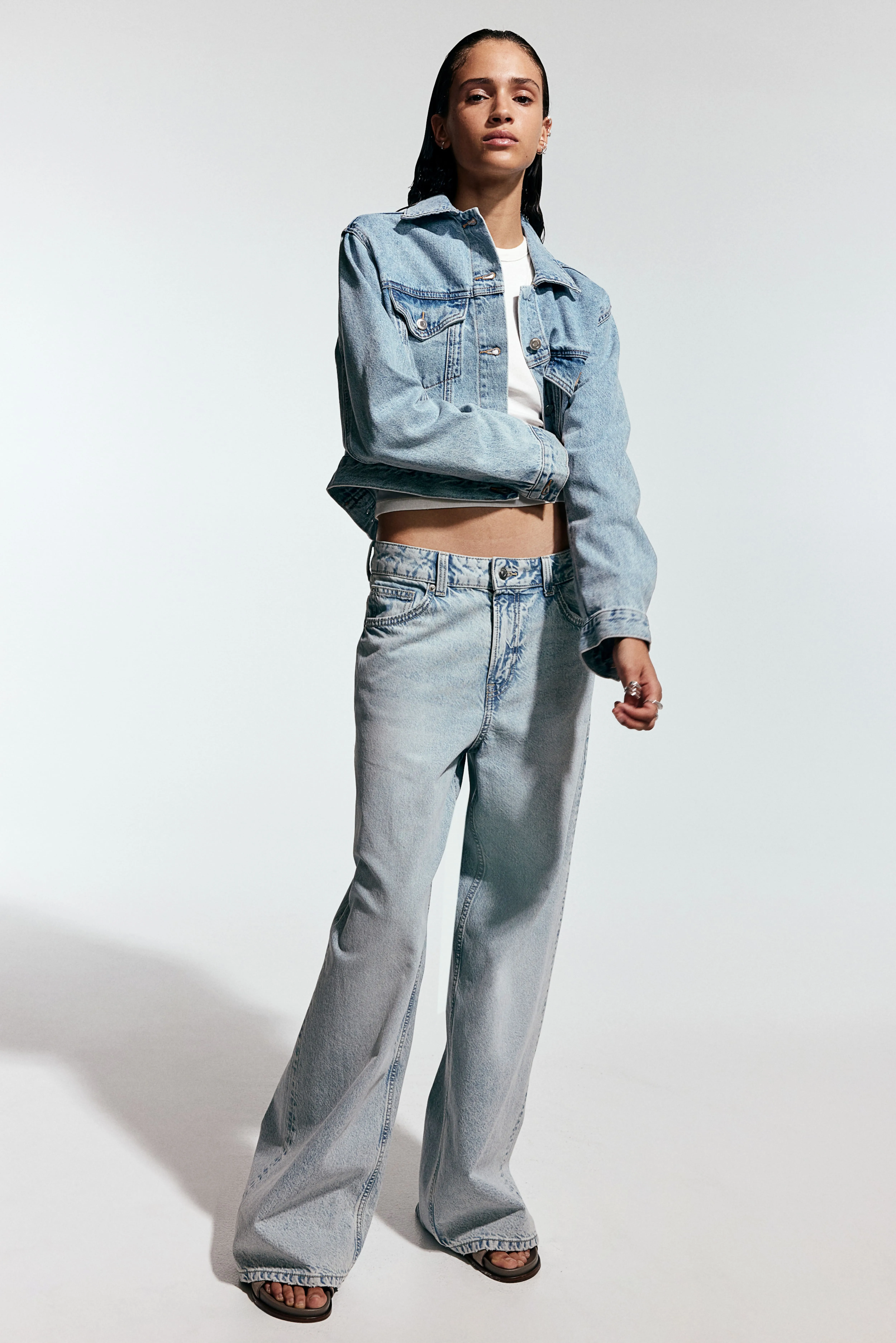 Baggy Regular Jeans - Regular waist - Extra-long legs - Pale denim blue - Ladies | H&M GB