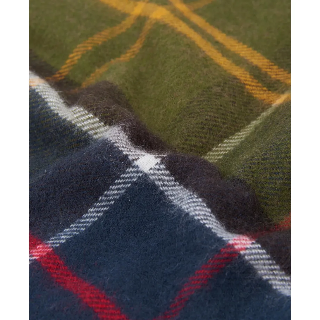 Barbour Yaxley Scarf Classic Tartan USC0324