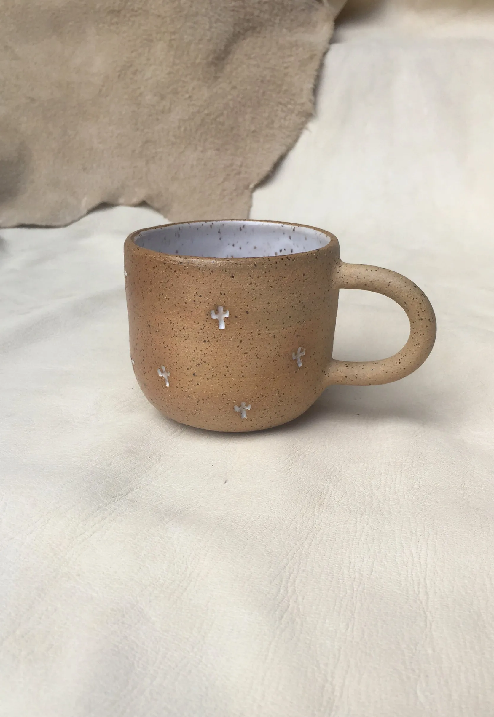 Blonde Cactus Stamped Small Speckled Mug