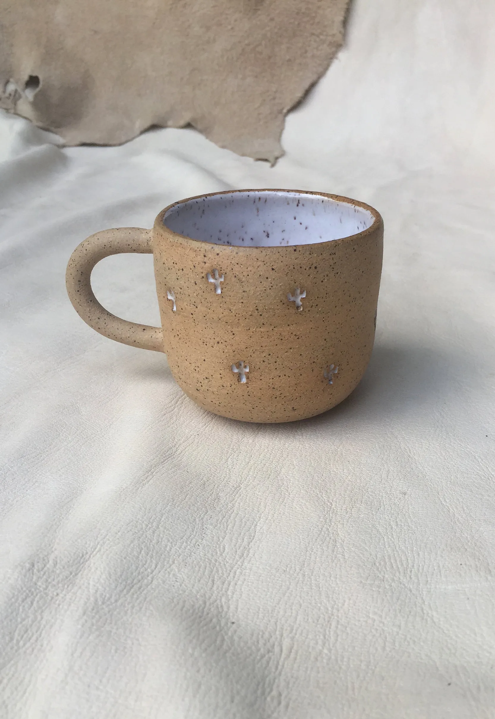 Blonde Cactus Stamped Small Speckled Mug