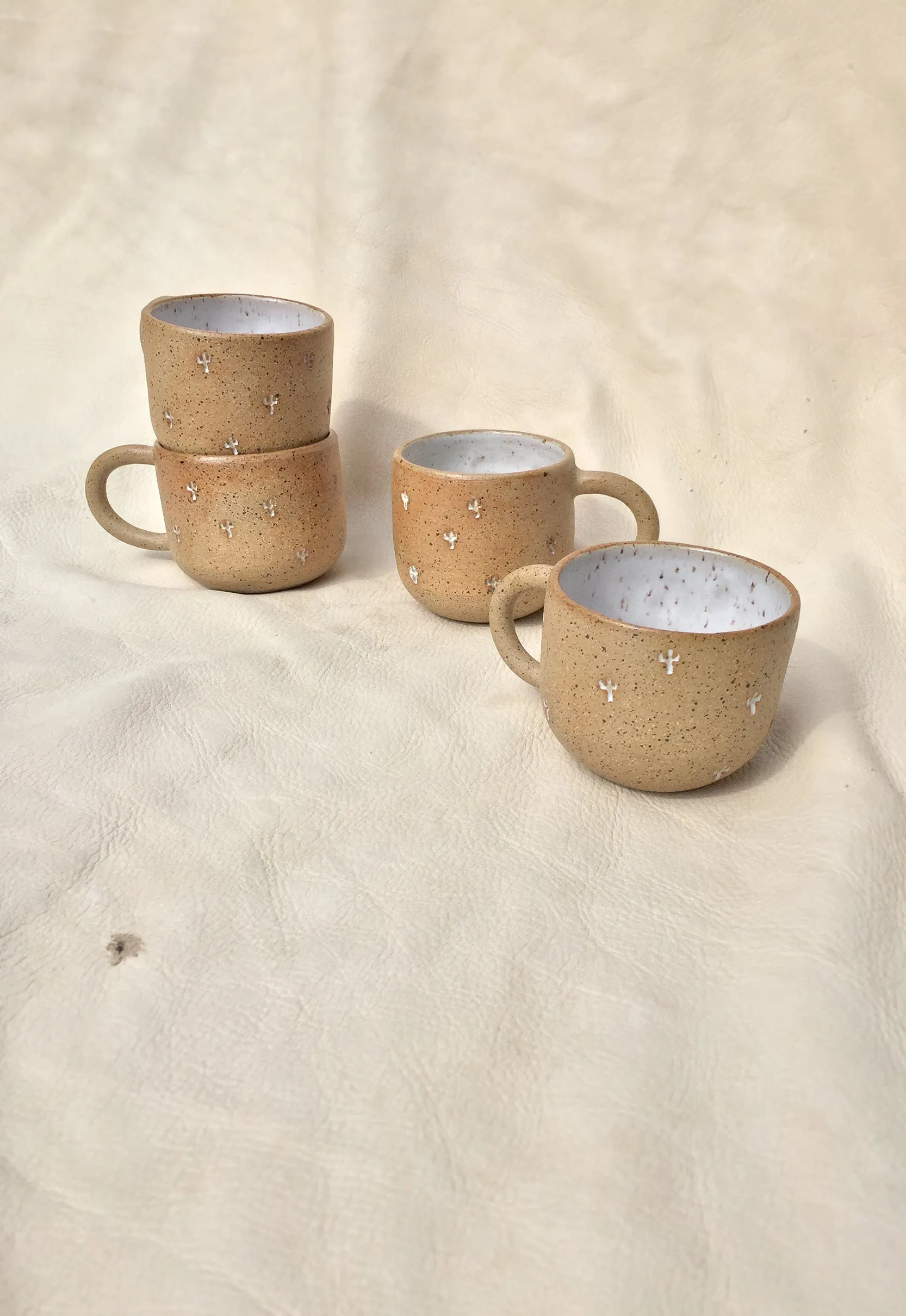 Blonde Cactus Stamped Small Speckled Mug