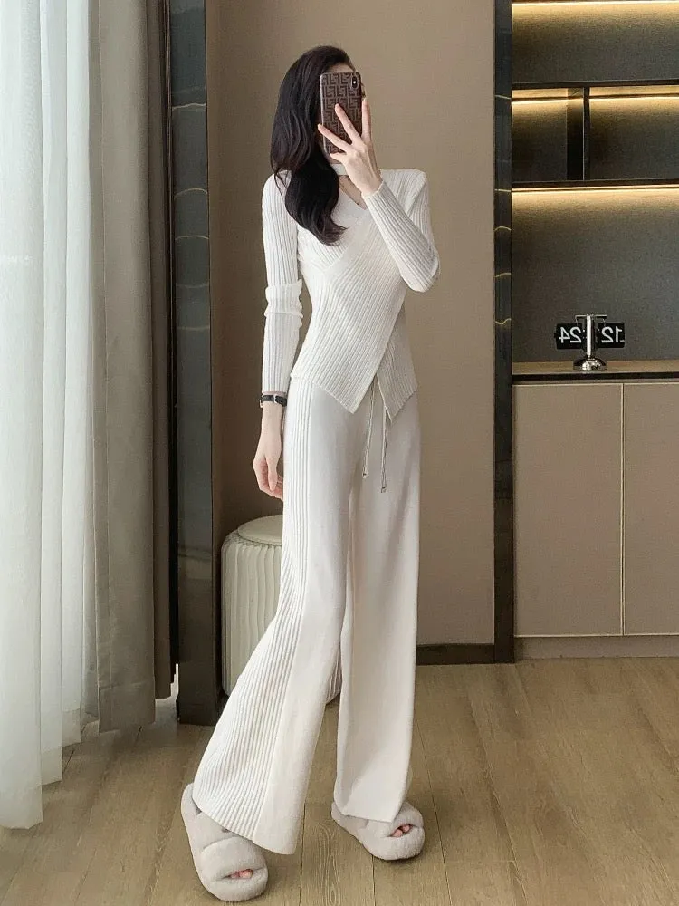 Casual fashion, age-reducing temperament, socialite's slim fit knitted top, sports wide-leg pants two-piece suit, women's autumn