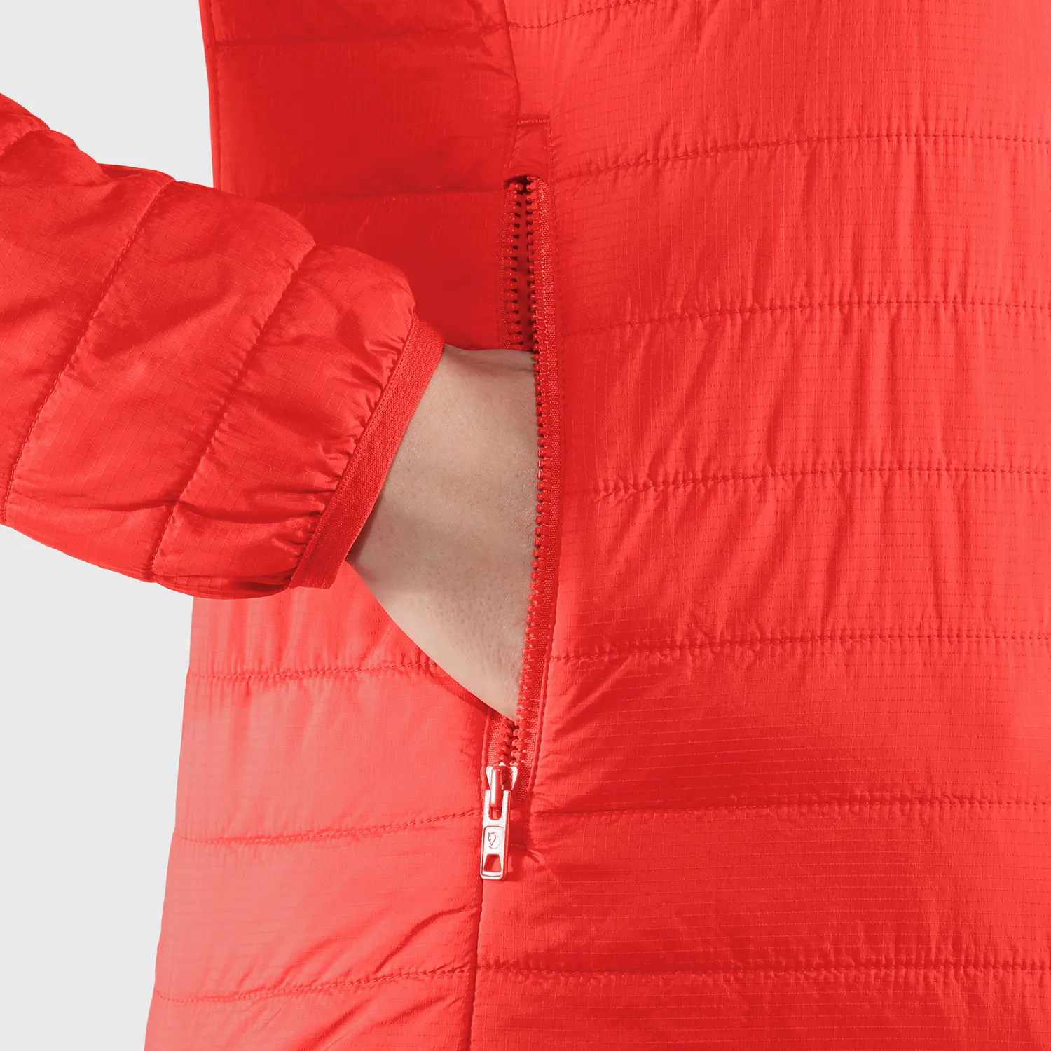 Fjällräven Women's Expedition X-Lätt Jacket True Red | Buy Fjällräven Women's Expedition X-Lätt Jacket True Red here |