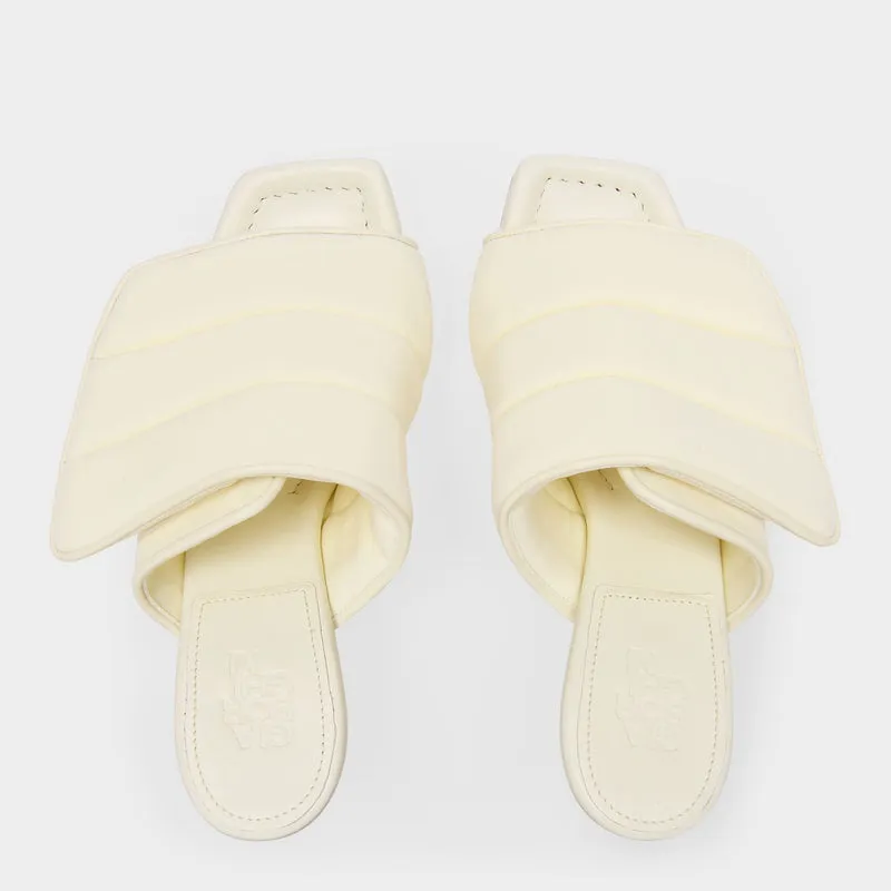 Gia 4 M201 Ivory Sandals