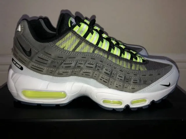 Kim jones x nike air max 95 black volt