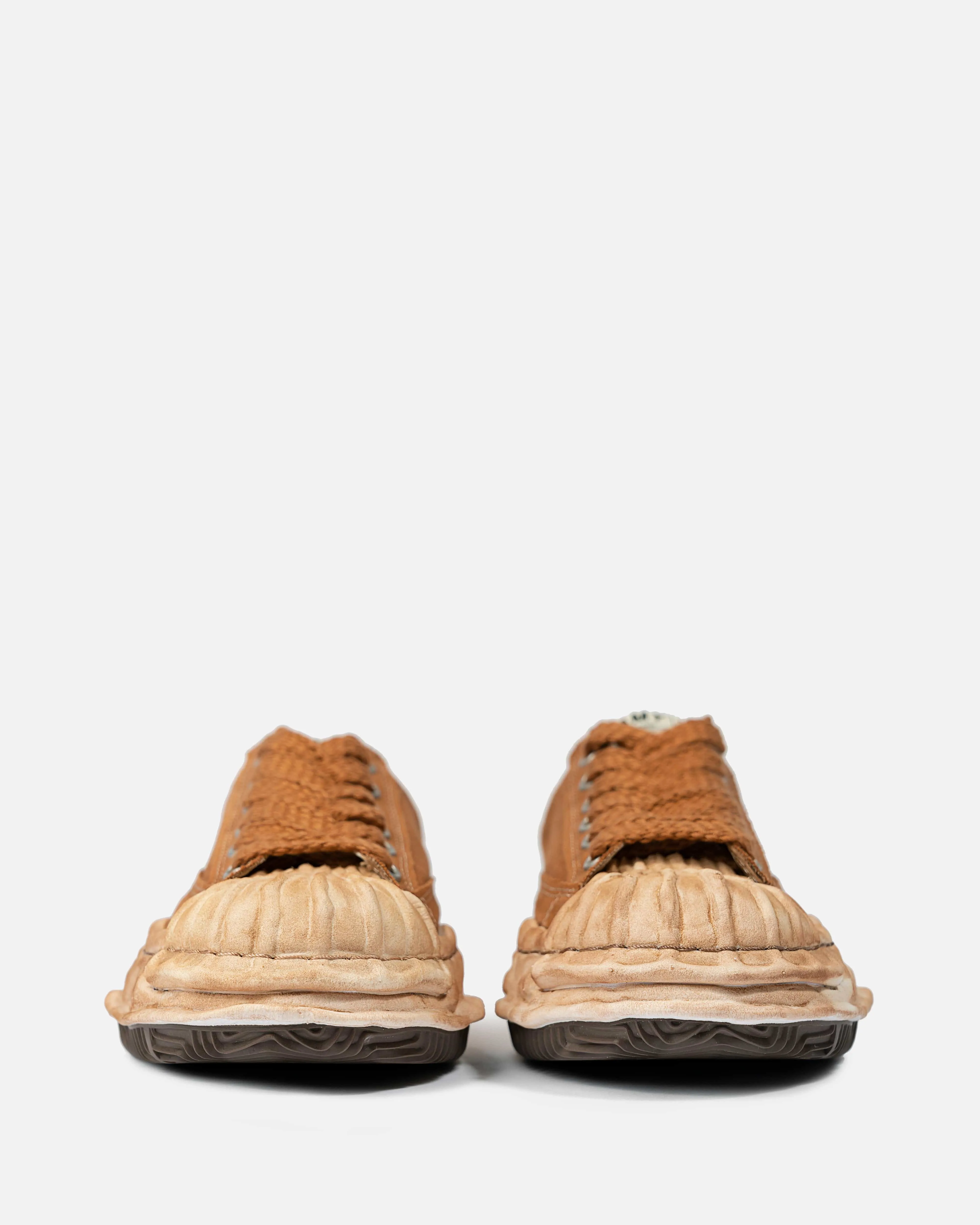 Maison Mihara Yasuhiro Blakey Lowtop Sneakers in Brown