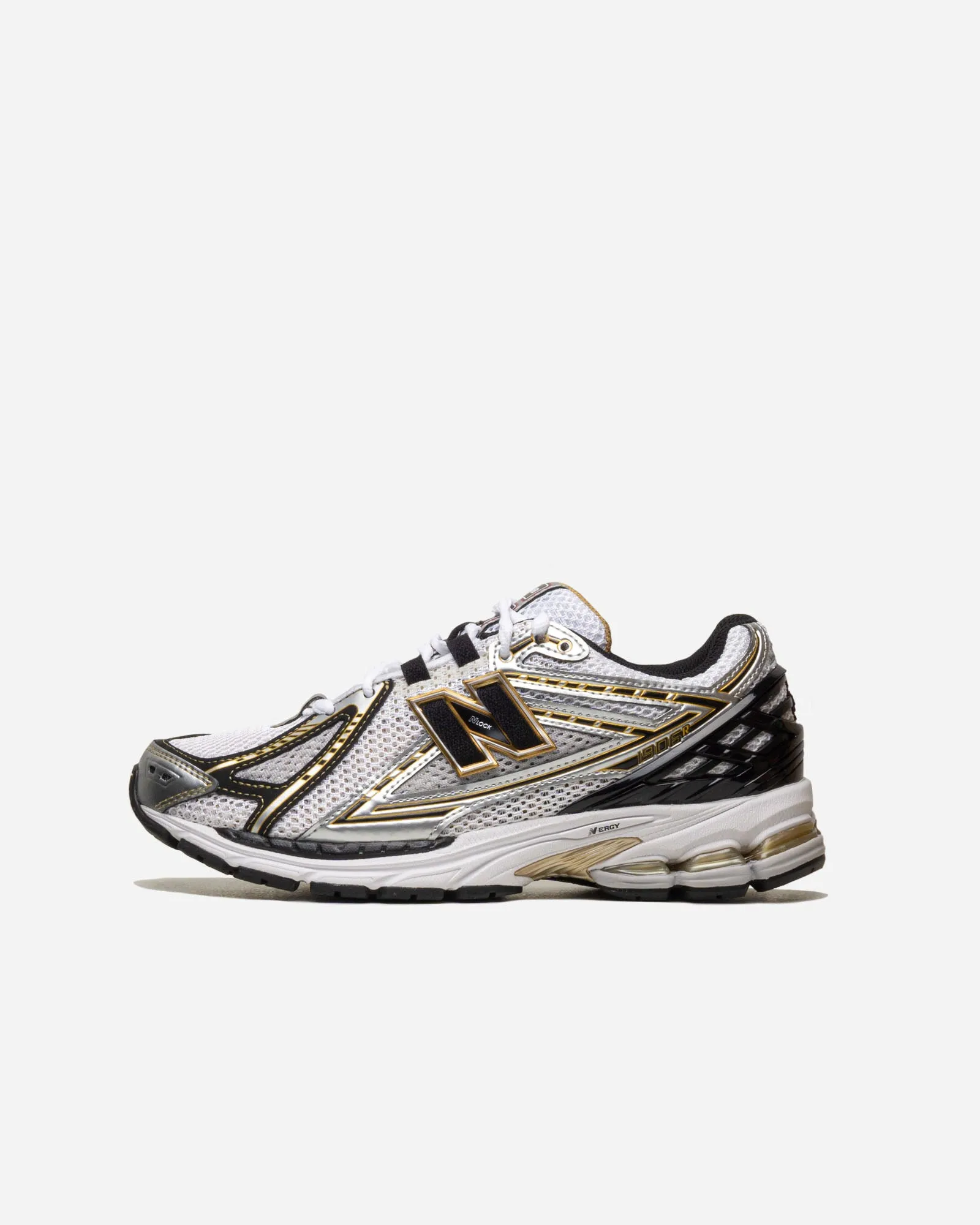 New Balance M1906RA