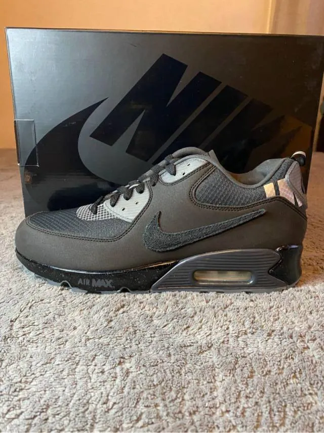 Nike air max 90 x undefeated