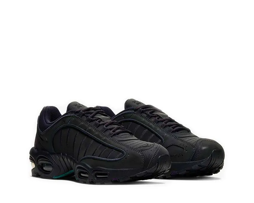 Nike Air Max Tailwind IV '99 SP