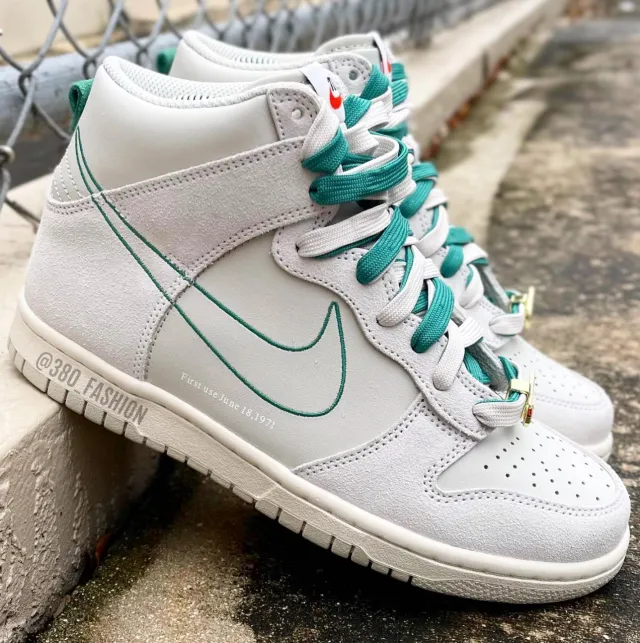 Nike Dunk High "First Use" GS