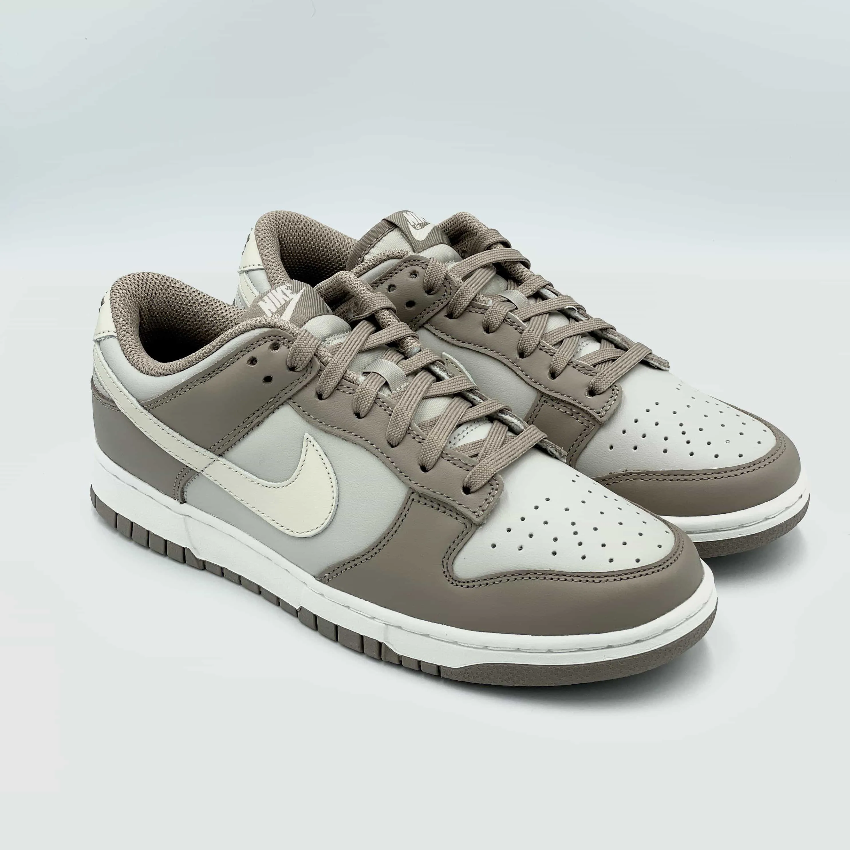 Nike Dunk Low Bone Beige