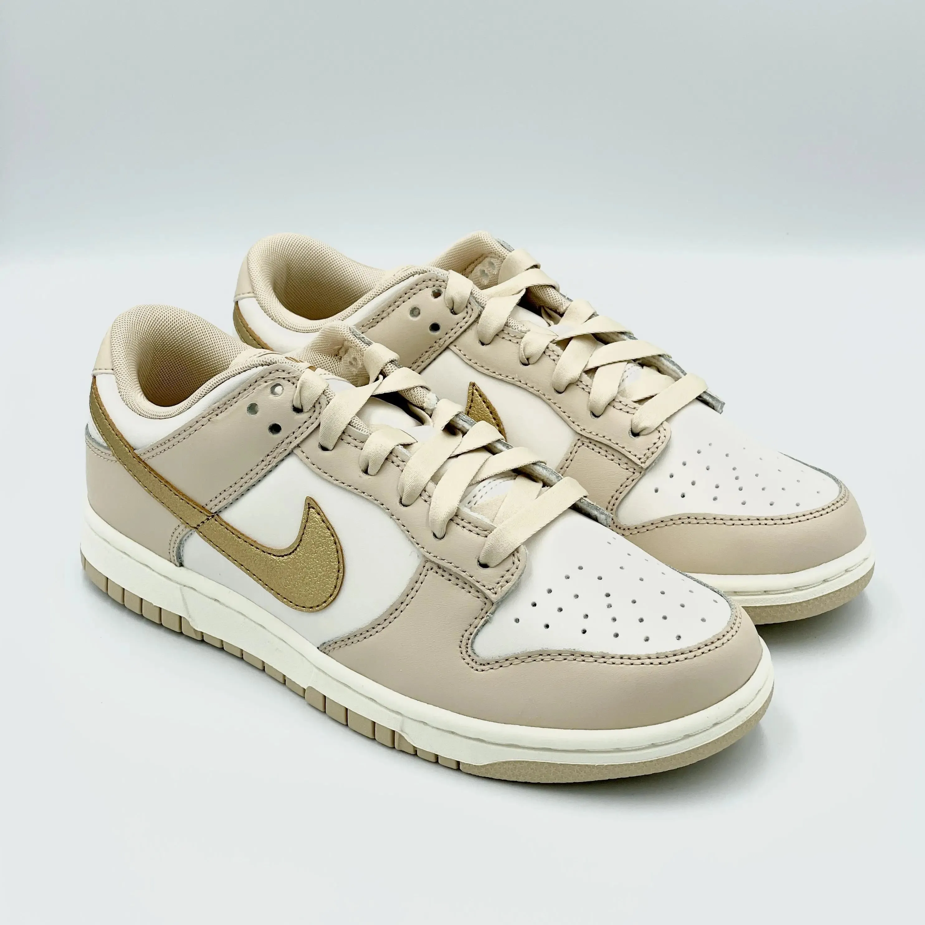 Nike Dunk Low Phantom Metallic Gold