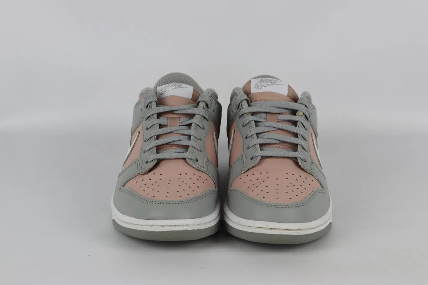 NIKE DUNK LOW PINK OXFORD LEATHER SNEAKERS EU 39 UK 5.5 US 8