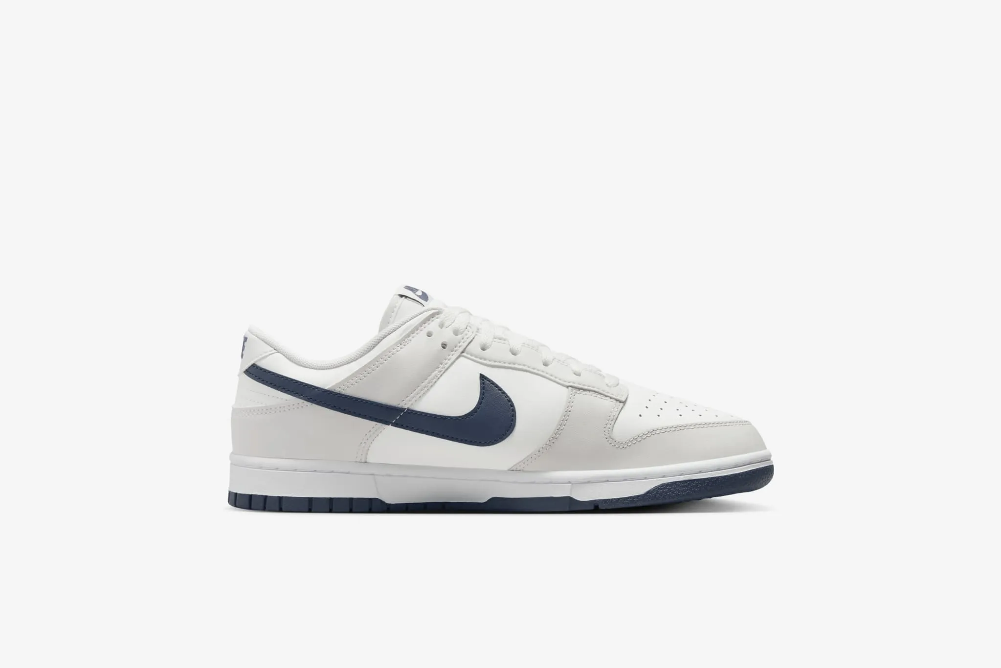 Nike Dunk Low Retro M - Summit White / Midnight Navy