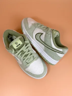 Nike Dunk Low SE Fleece Pack Honeydew