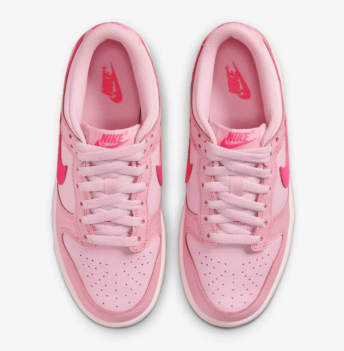 Nike Dunk Low Triple Pink (GS)