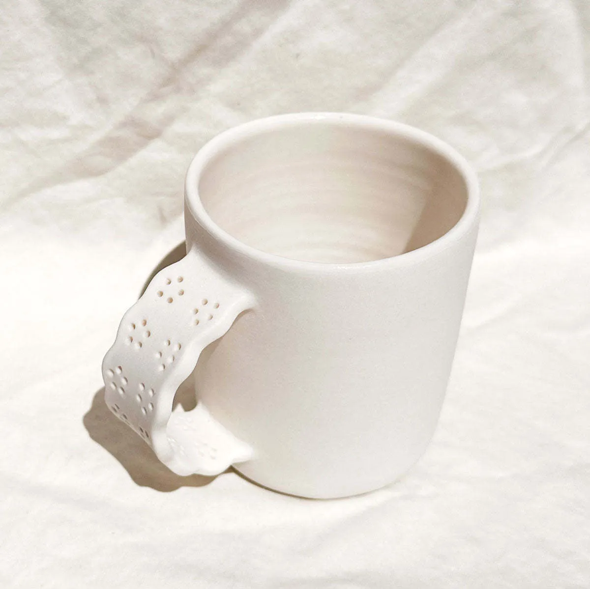 Porcelain Eyelet Lace Mug