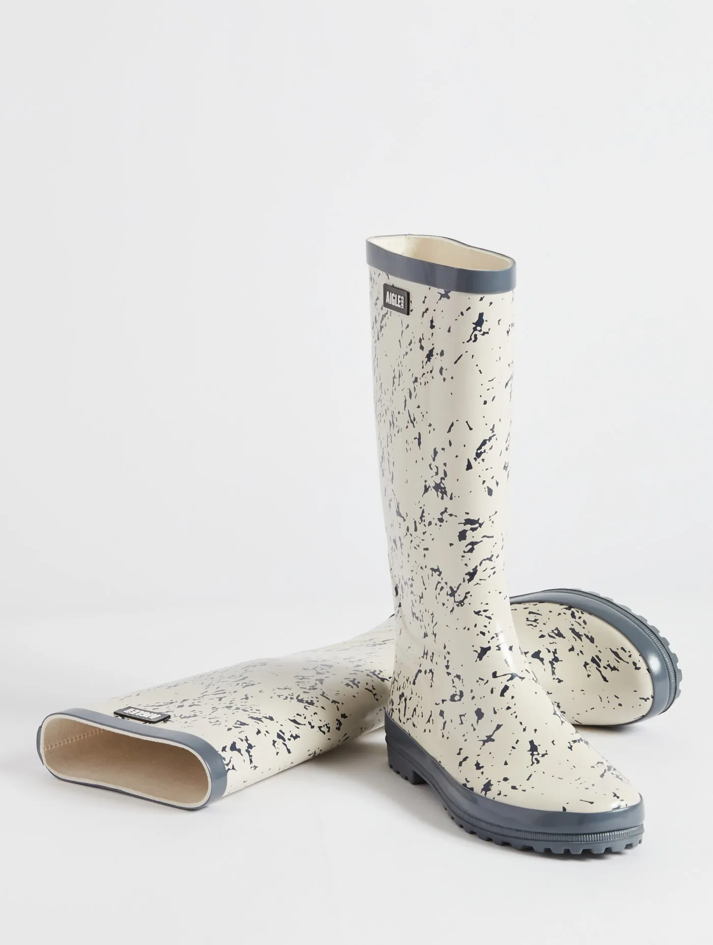 Printed rain boot