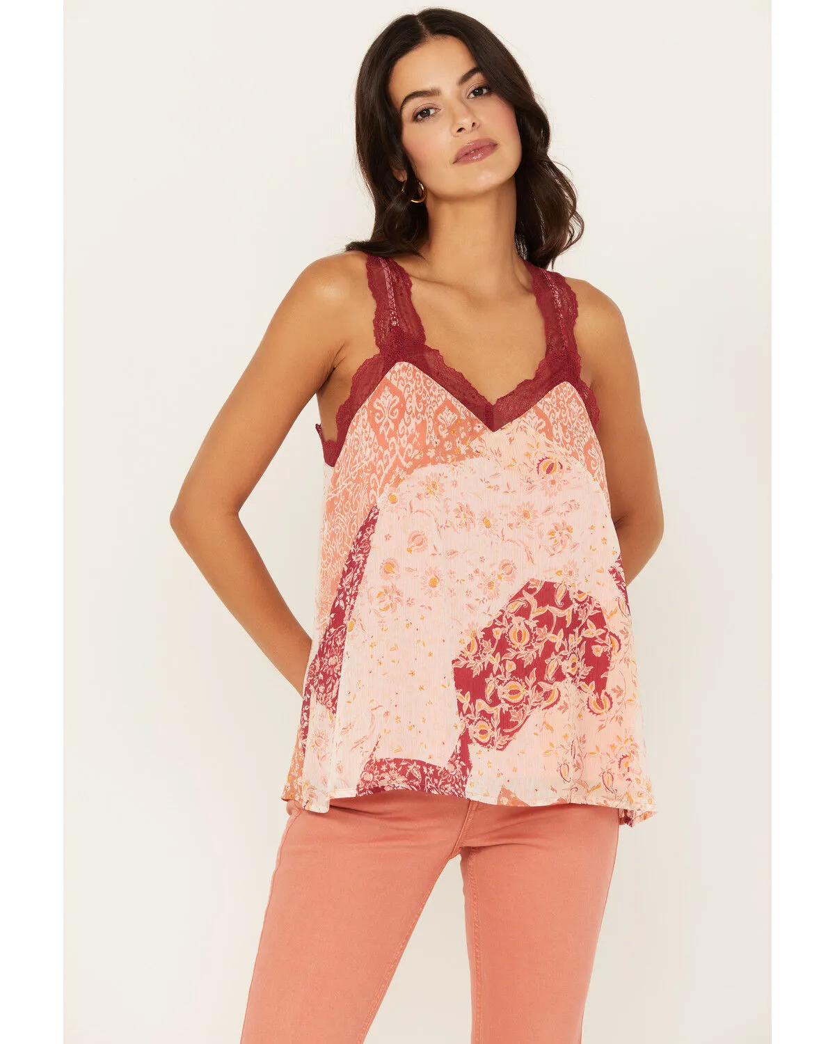 Product Name:  Miss Me Women's Floral Sleeveless Top