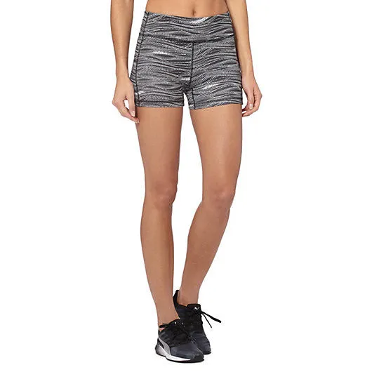 PUMA Essential Graphic shorts pour femme