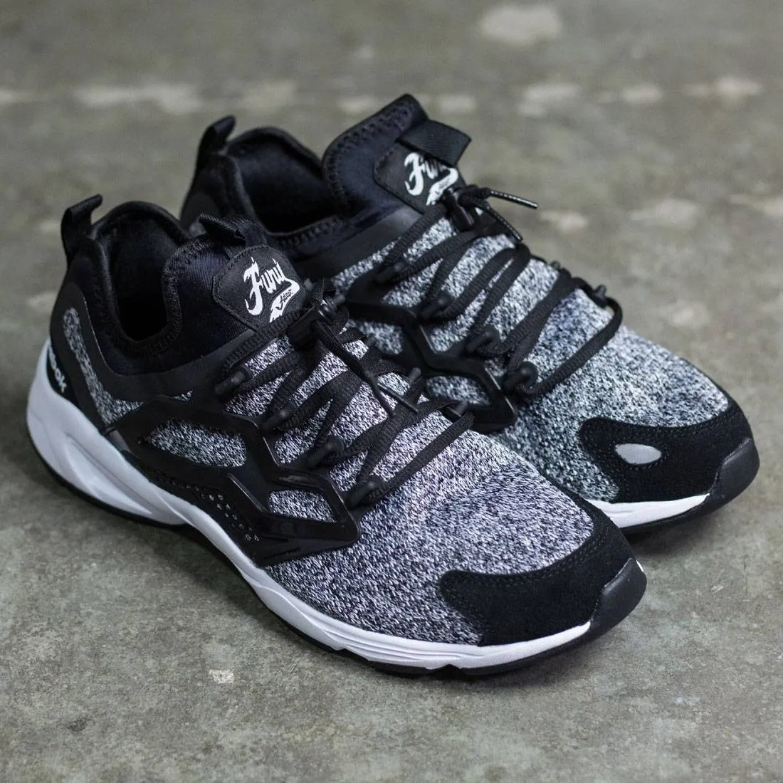 Reebok Men Fury Adapt (black / white)