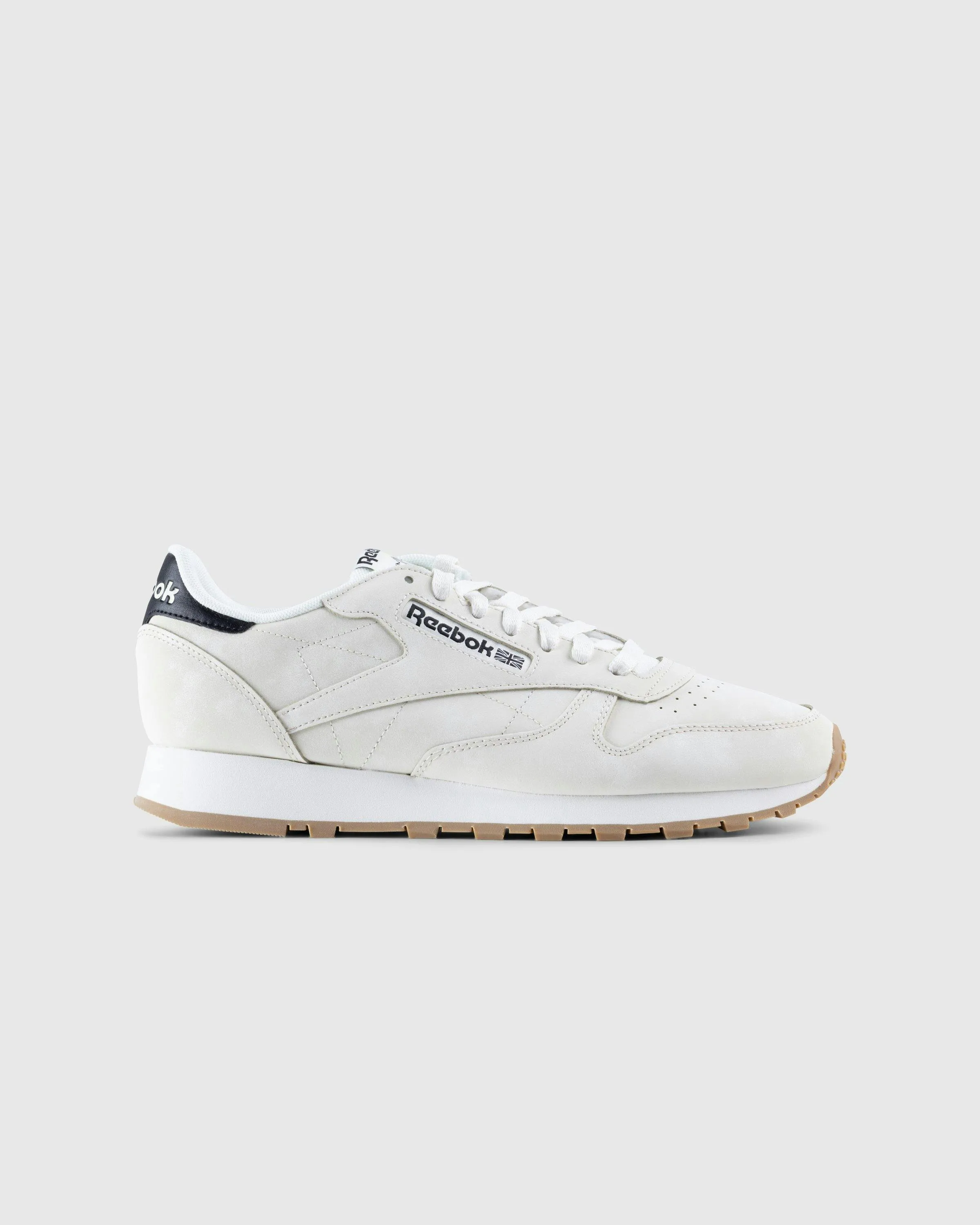 Reebok – CLASSIC LEATHER | Highsnobiety Shop