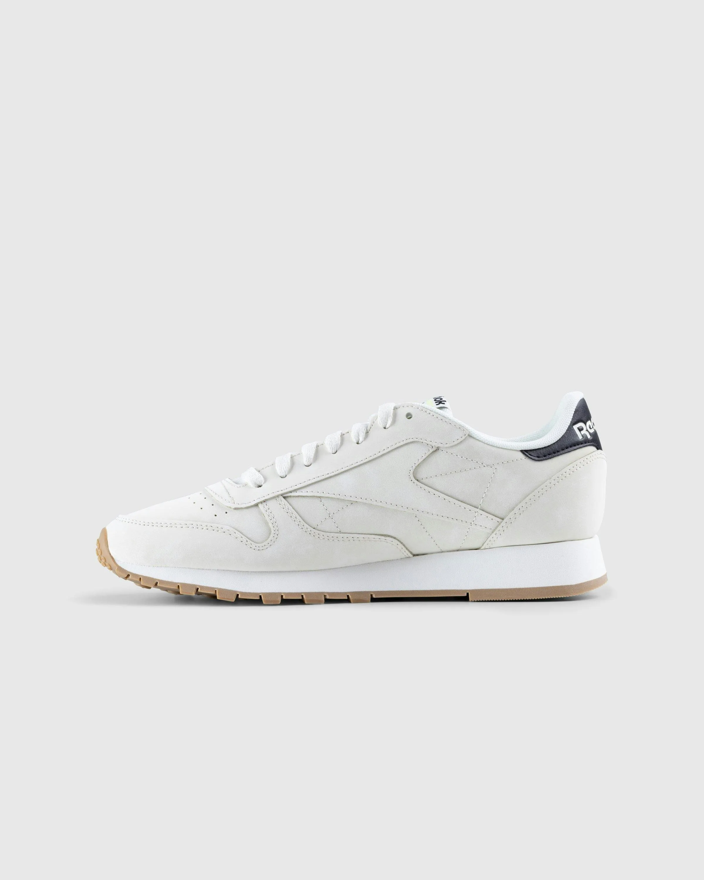 Reebok – CLASSIC LEATHER | Highsnobiety Shop