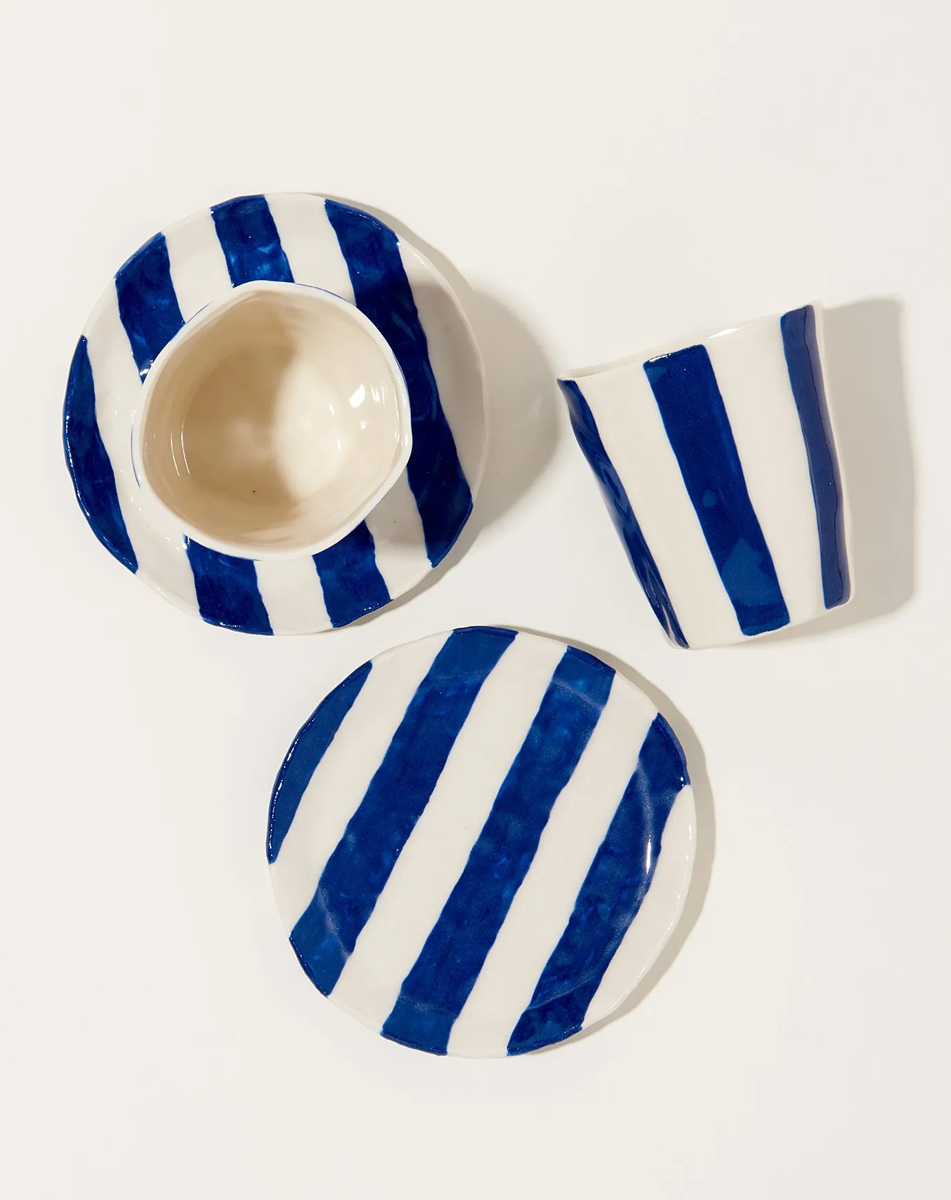 Ribbon Plate in Cobalt