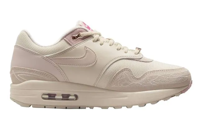 Serena williams design crew x nike wmns air max 1 los angeles