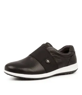 SUPERSOFT Friend Black Leather Sneakers