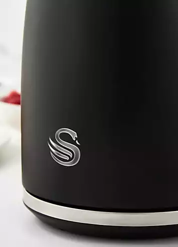 Swan Serenity SK14017BLK 1.7 Litre Kettle with Quick Boiling - Black | Kaleidoscope