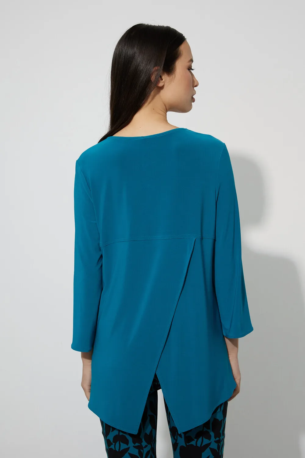 V-neck Flare Sleeve Pullover Style 223198