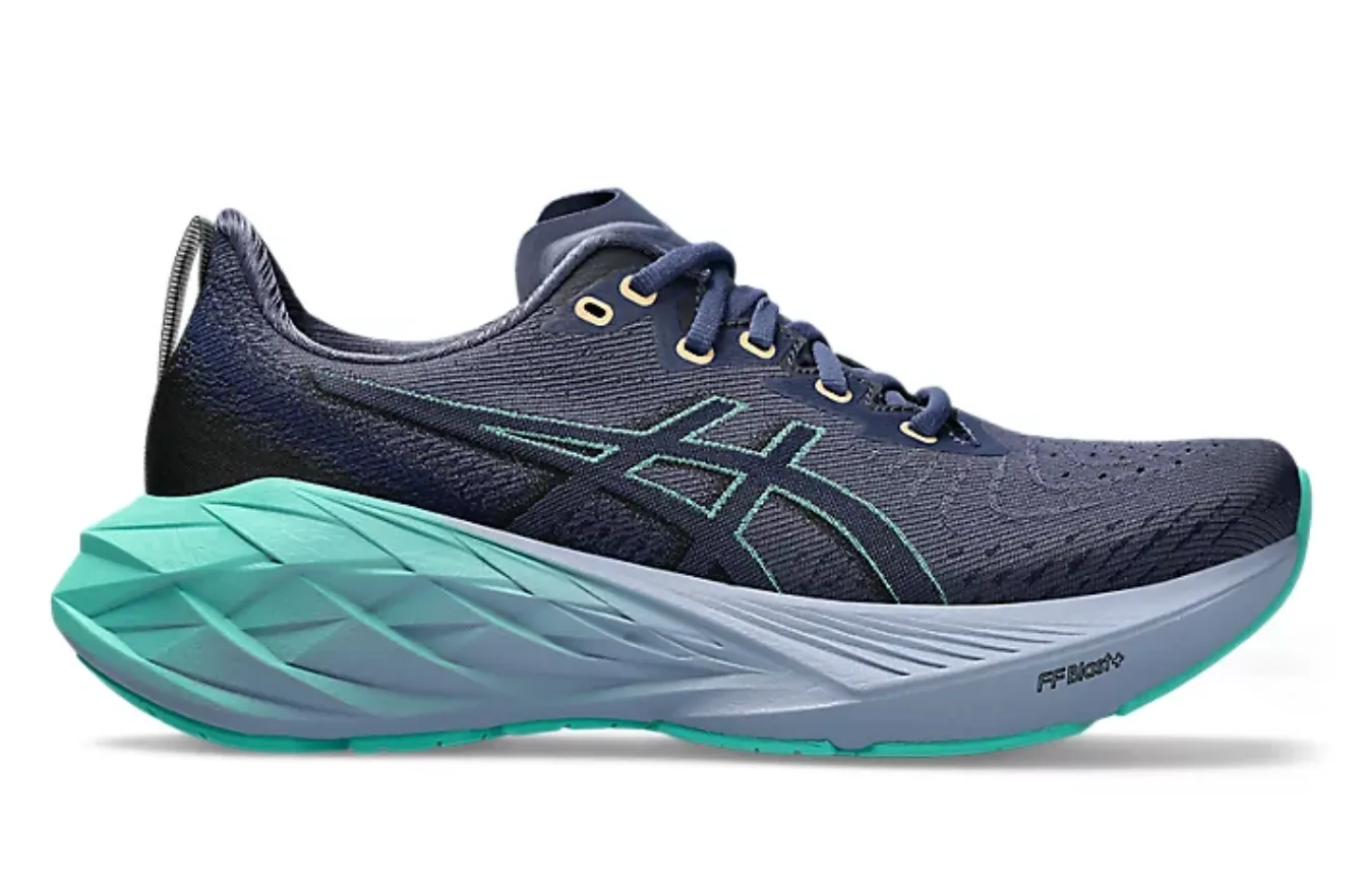 Women's Asics Novablast 4